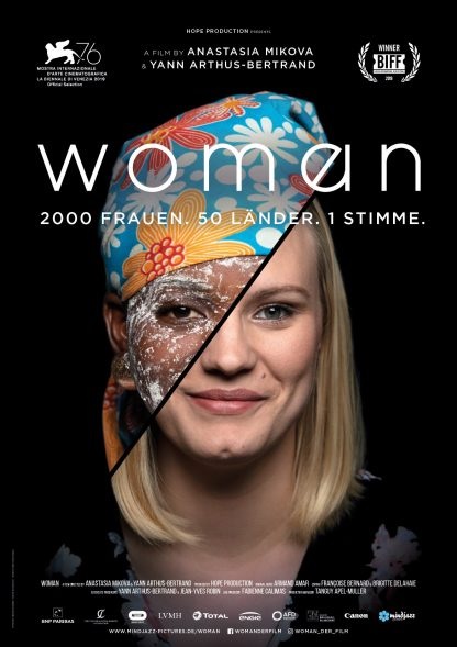 Filmplakat WOMAN - 2000 Frauen. 50 Lnder. 1 Stimme.